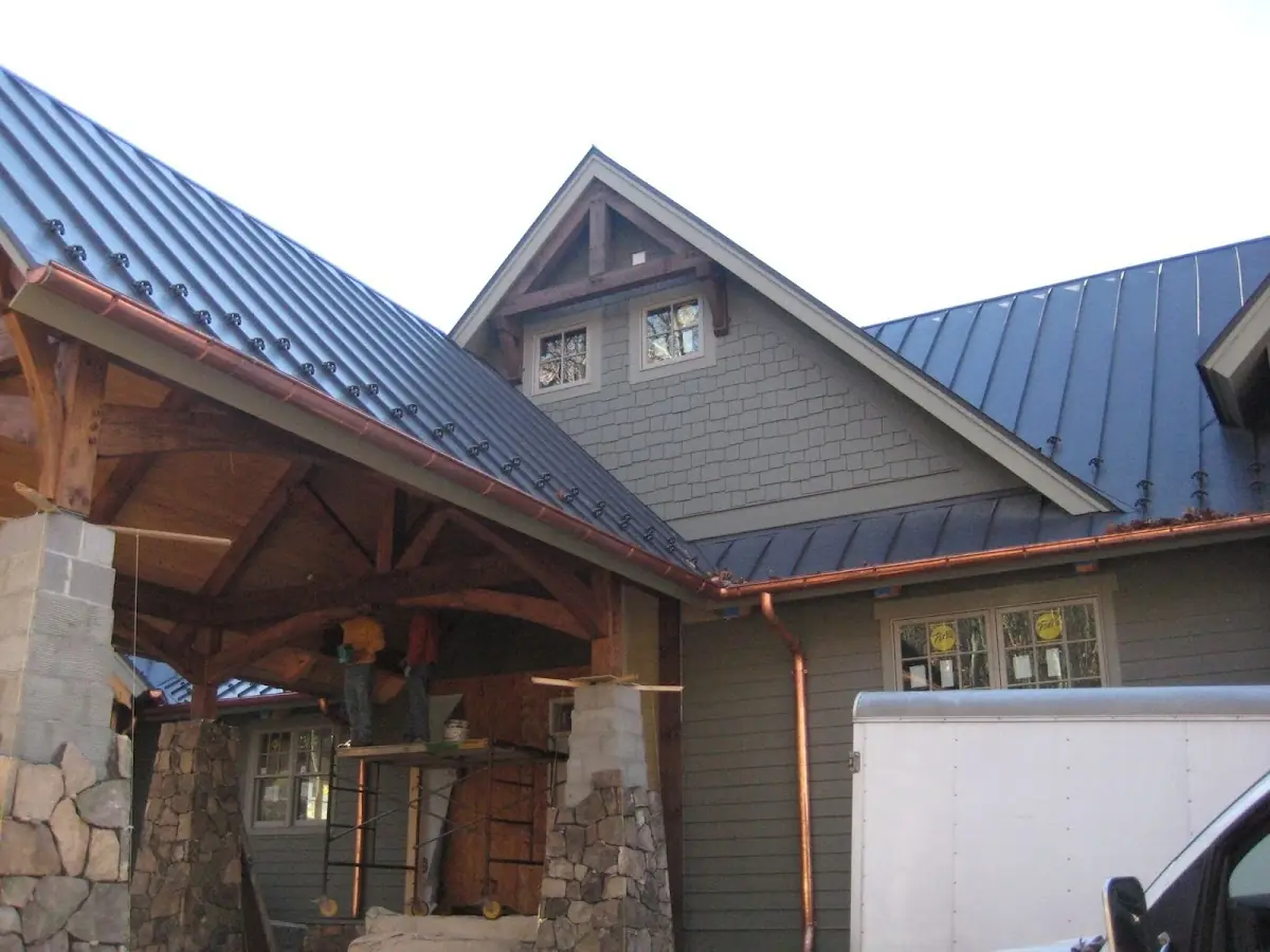 Craftsman Roofing team delivering quality roofing work in Point O'Rocks